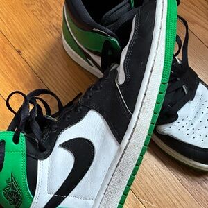 💚🤍🖤Jordan Retro High OG🖤🤍💚
